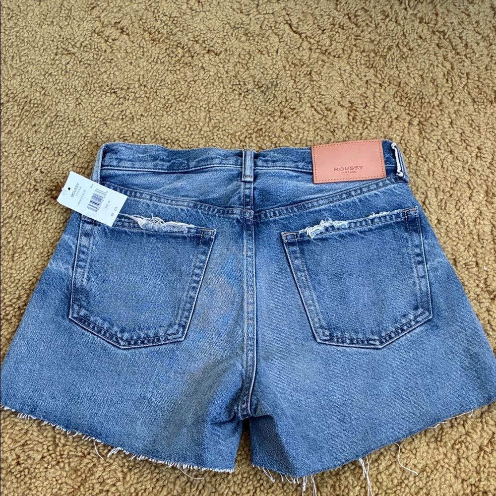 Moussy Vintage denim shorts NWT $235 size 24 light wash leather tag